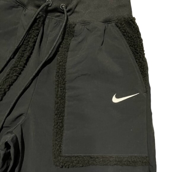 Nike NWOT Women's Sportswear Essential Woven Black Fleece Jogger High Rise Pants - Picture 6 of 14